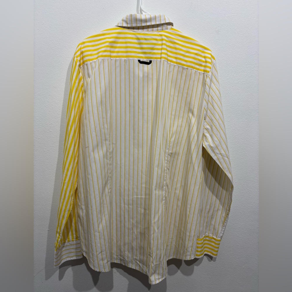 THE SHIRT By Rochelle Behrens Size XL - Picture 2 of 3
